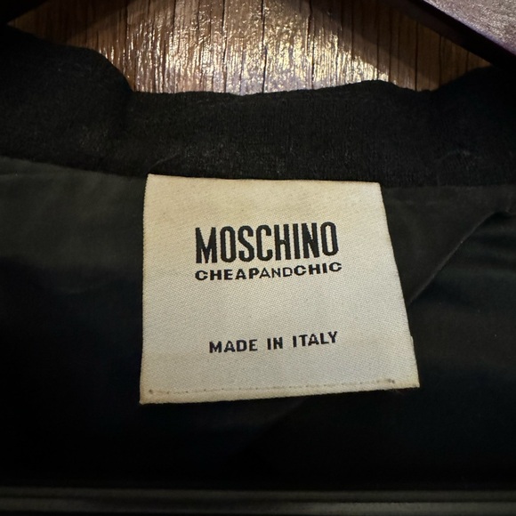 Moschino Blazer with Snap Clasp CheapChic - Picture 2 of 4